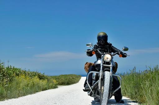 沖縄のレンタルバイク・レンタカー